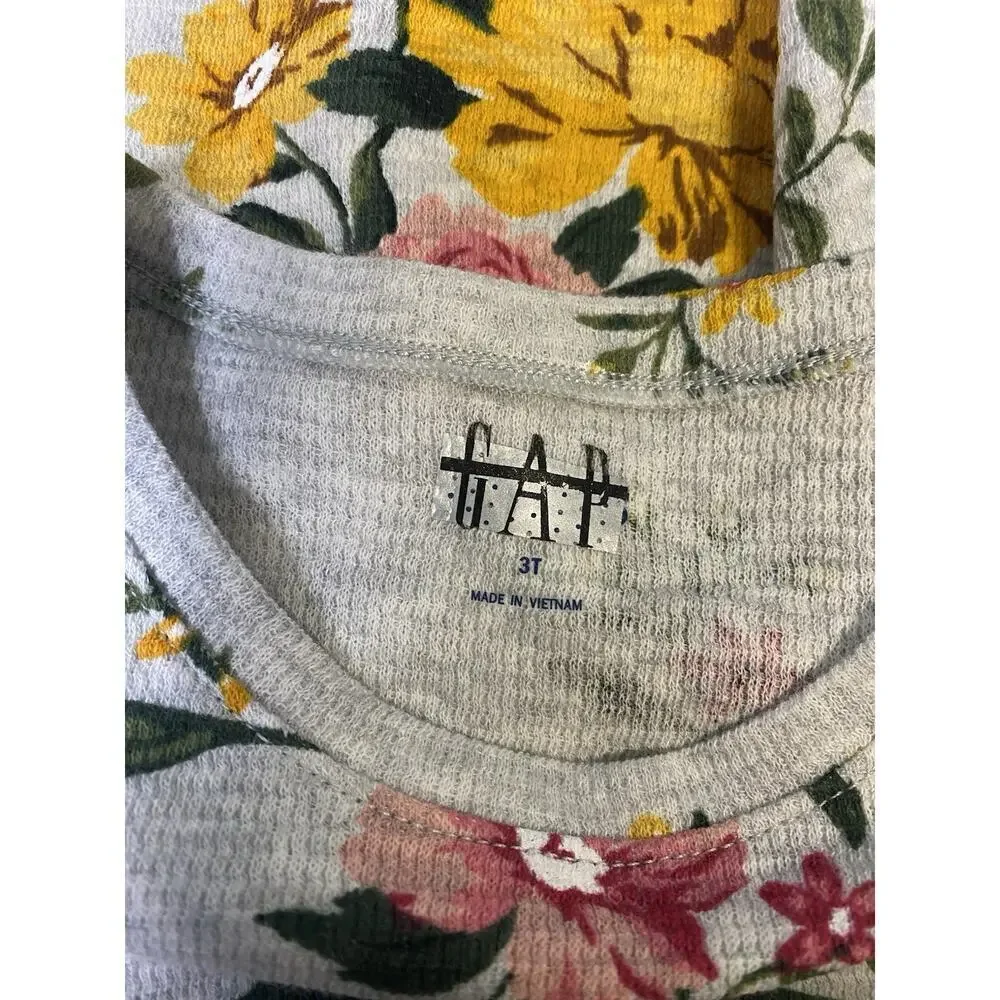 Gap Toddler Girls Gray Flowered Print Long Sleeve Henley Size 3T NWOT